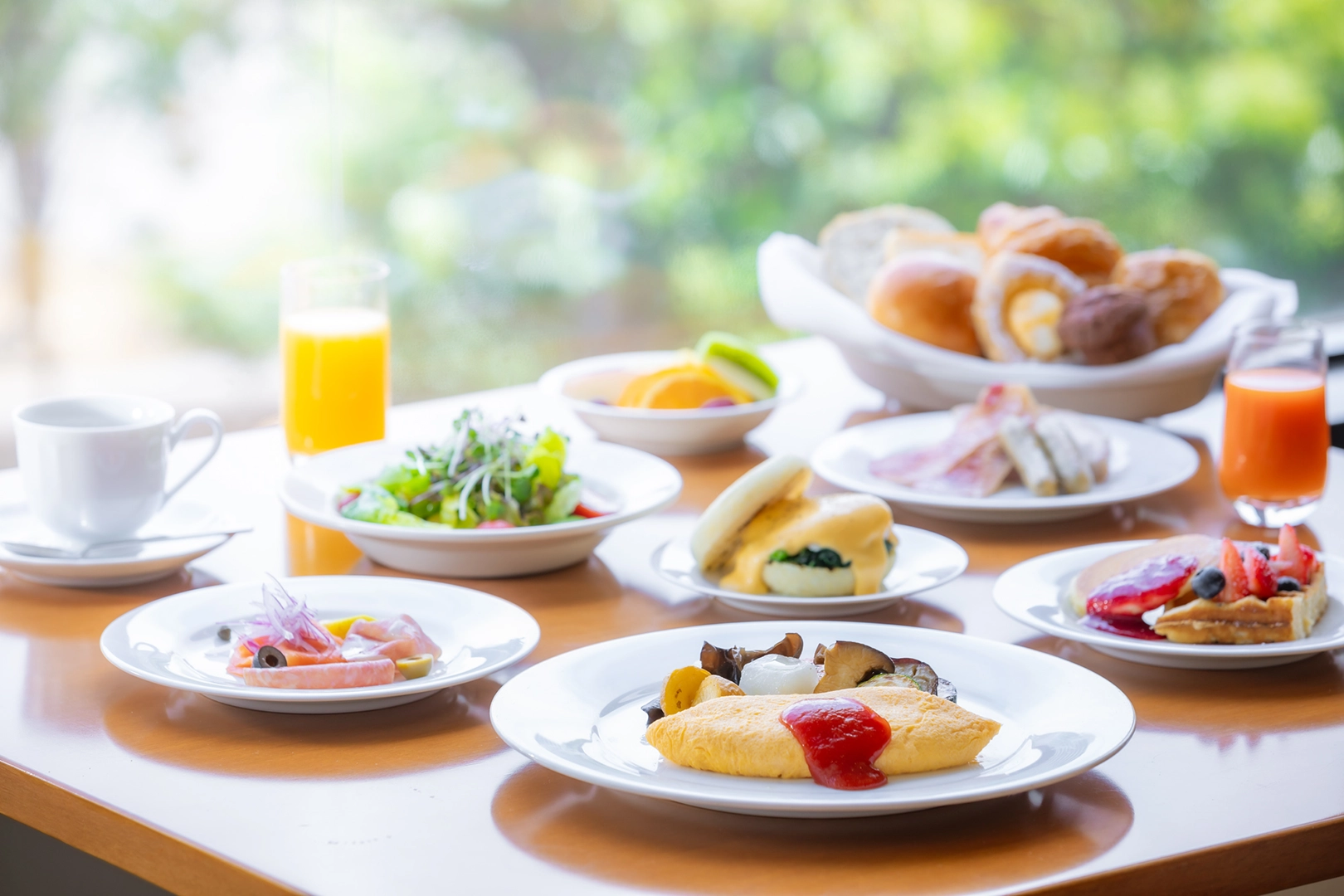 Vitamin-colored hotel breakfast