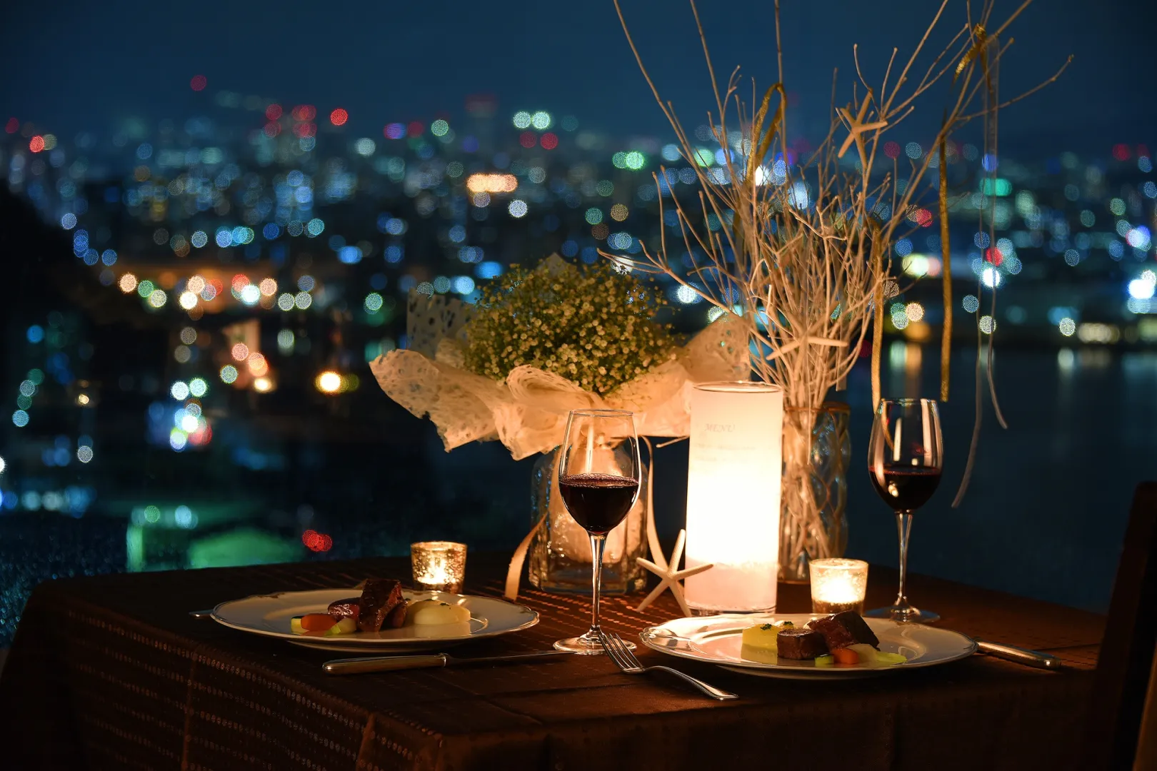 Restaurants and bars for every occasion