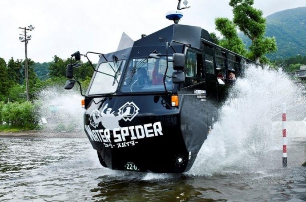 NINJA BUS / WATER SPIDER