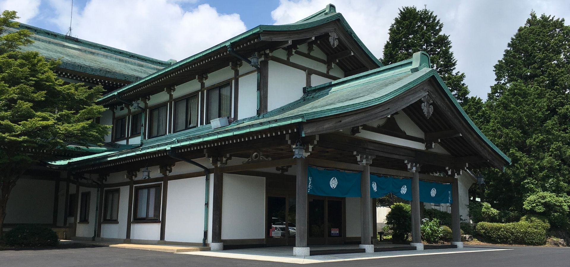 One-day Onsen Ryuguden Main Building
