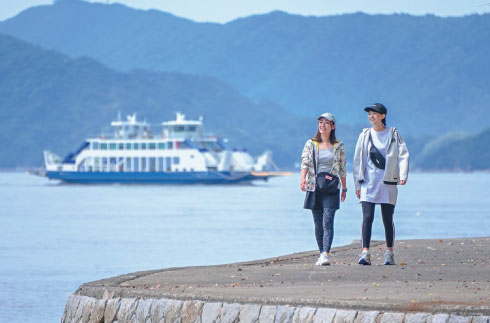 Jogging at Motoujina National Park