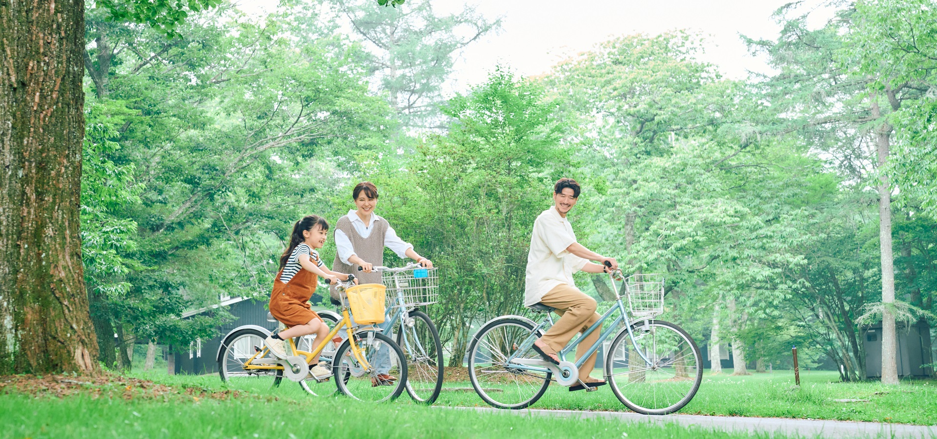 Let’s sightseeing by bicycle!