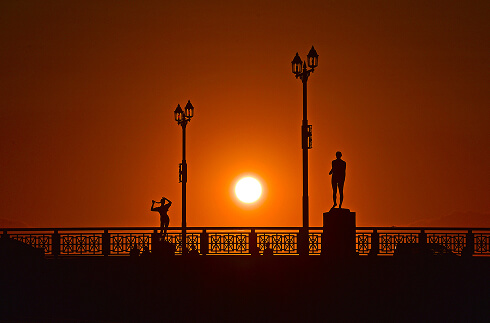 World’s Three Great Sunsets and Magic Hour
