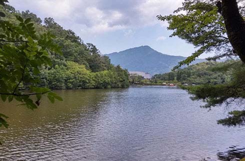 寶池公園