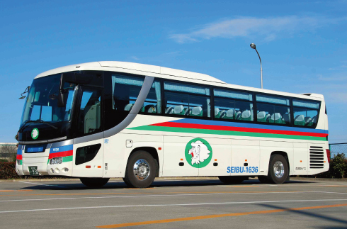 Free Shuttle Bus Service for Hotel Guests (Reservation Required) South Exit of Karuizawa Station ⇔ Manza Kogen Hotel