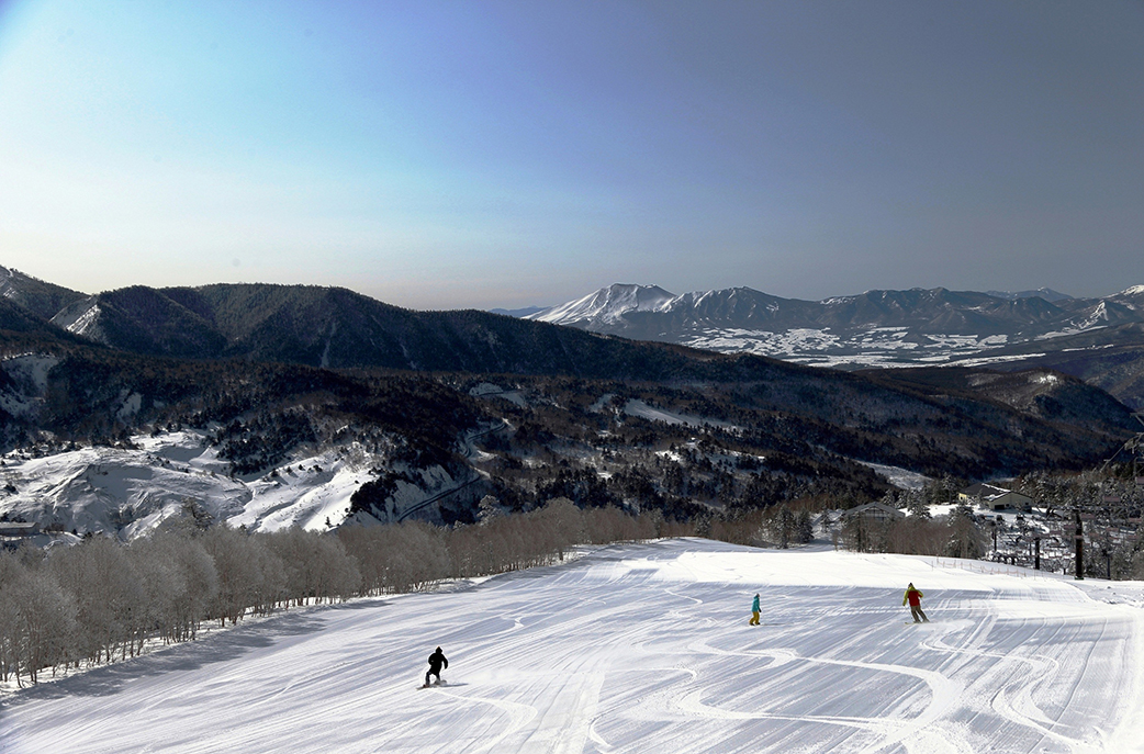 万座温泉滑雪场