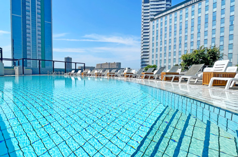 Rooftop Garden Pool for summer only