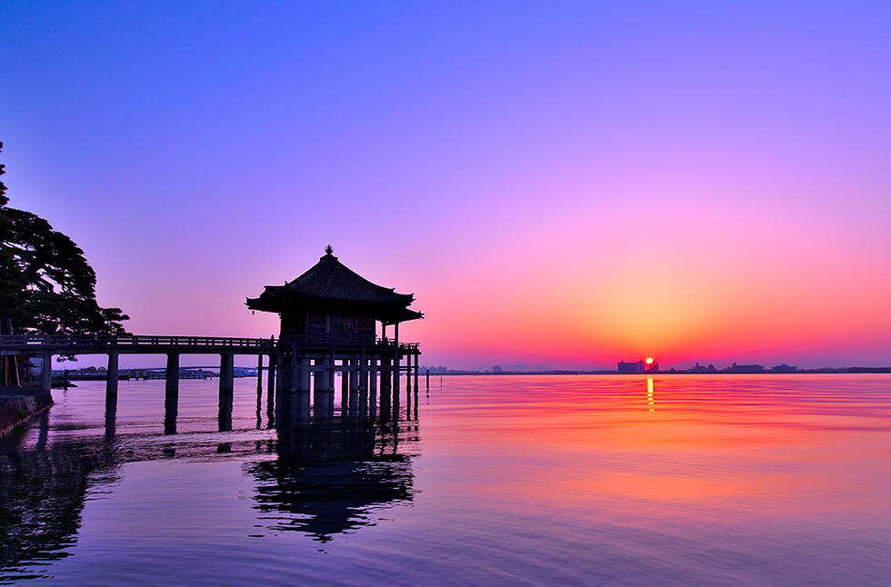 Ukimido (floating temple)