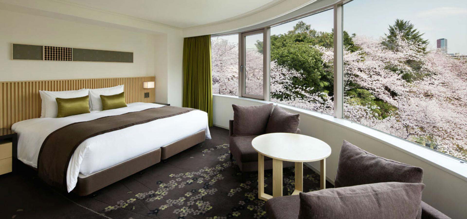 Corner Room Accommodation In The Prince Sakura Tower Tokyo