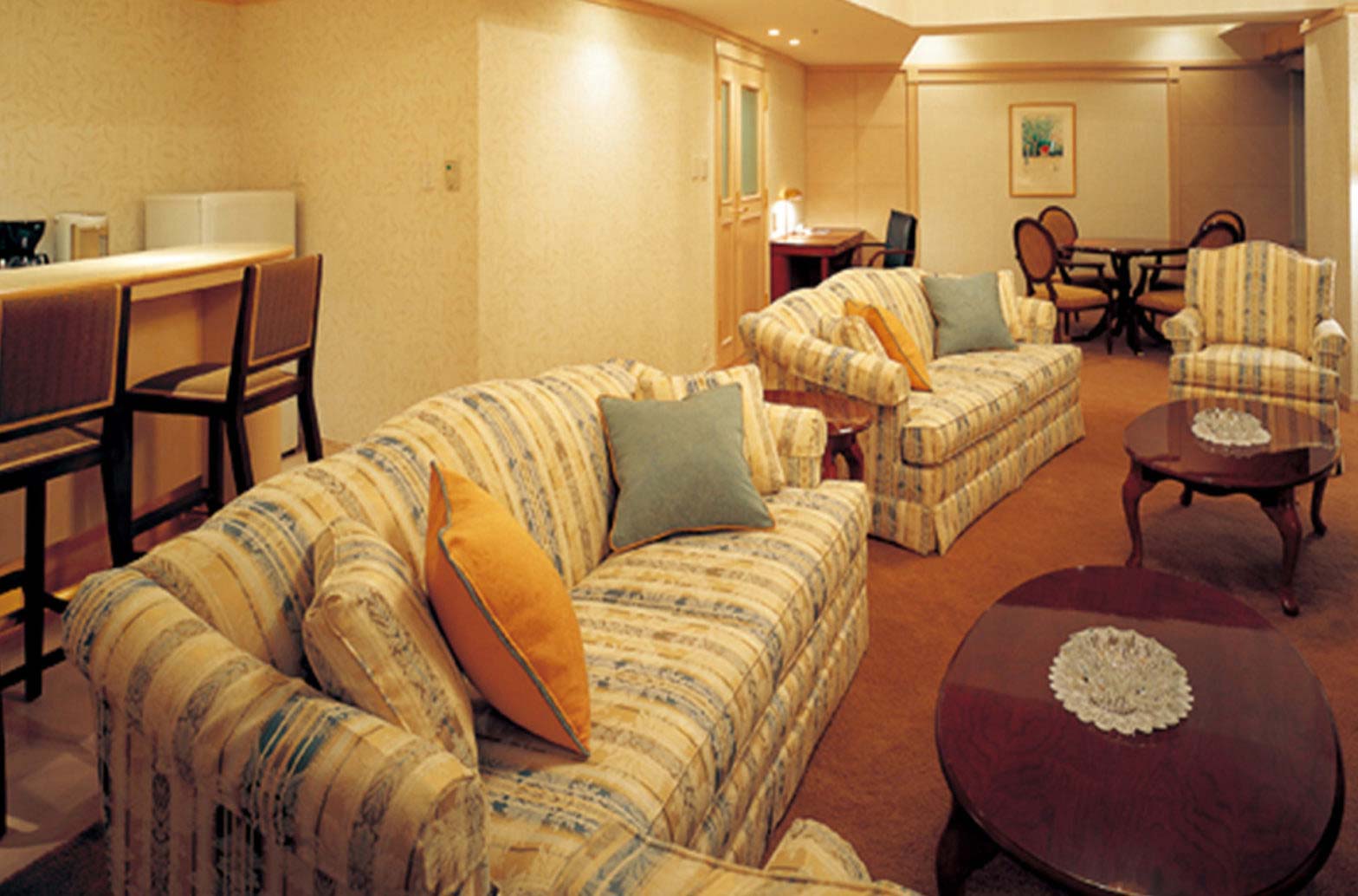 Royal Suite Room (22F – 27F)