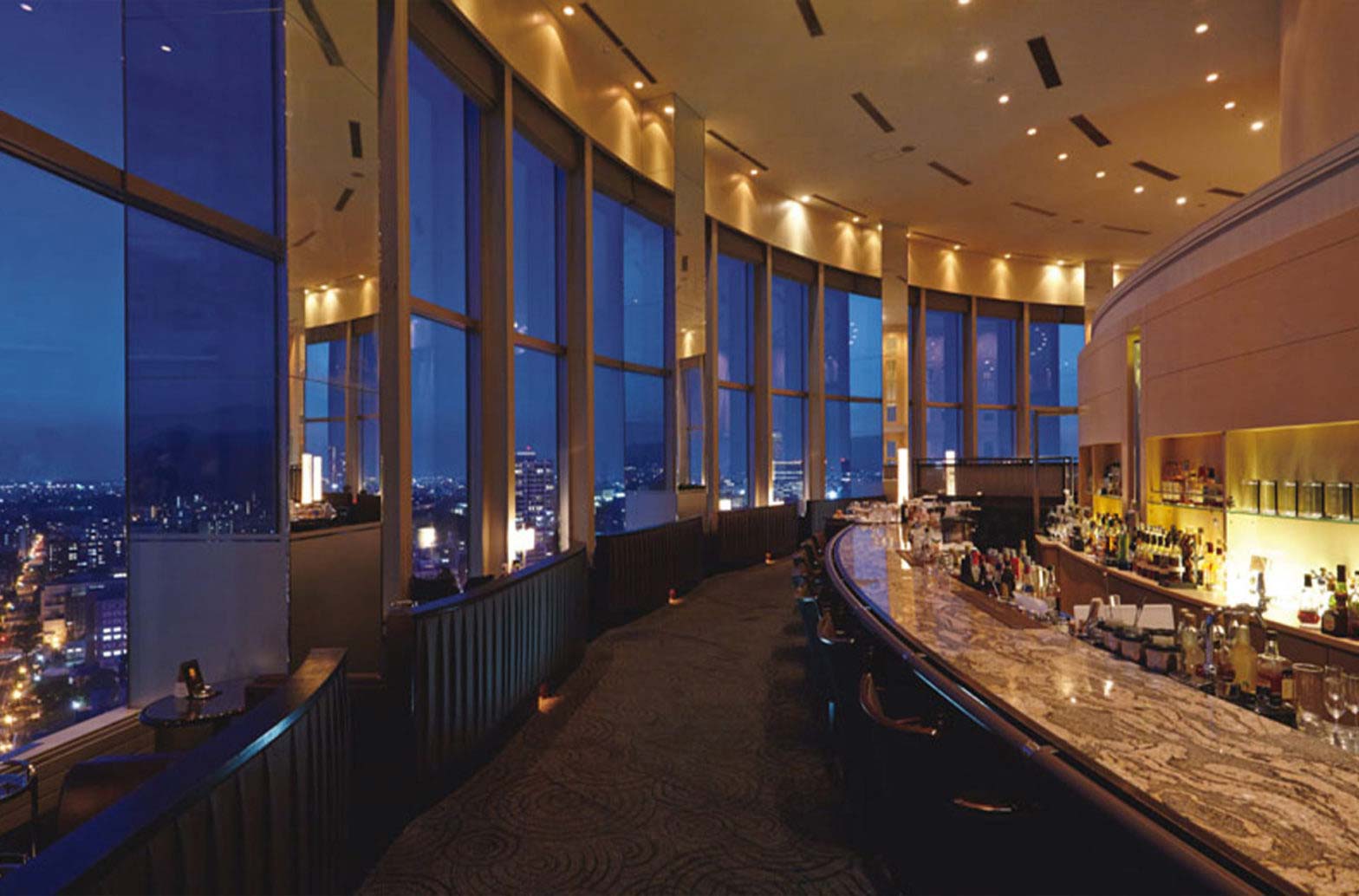 Sky Lounge Top of Prince