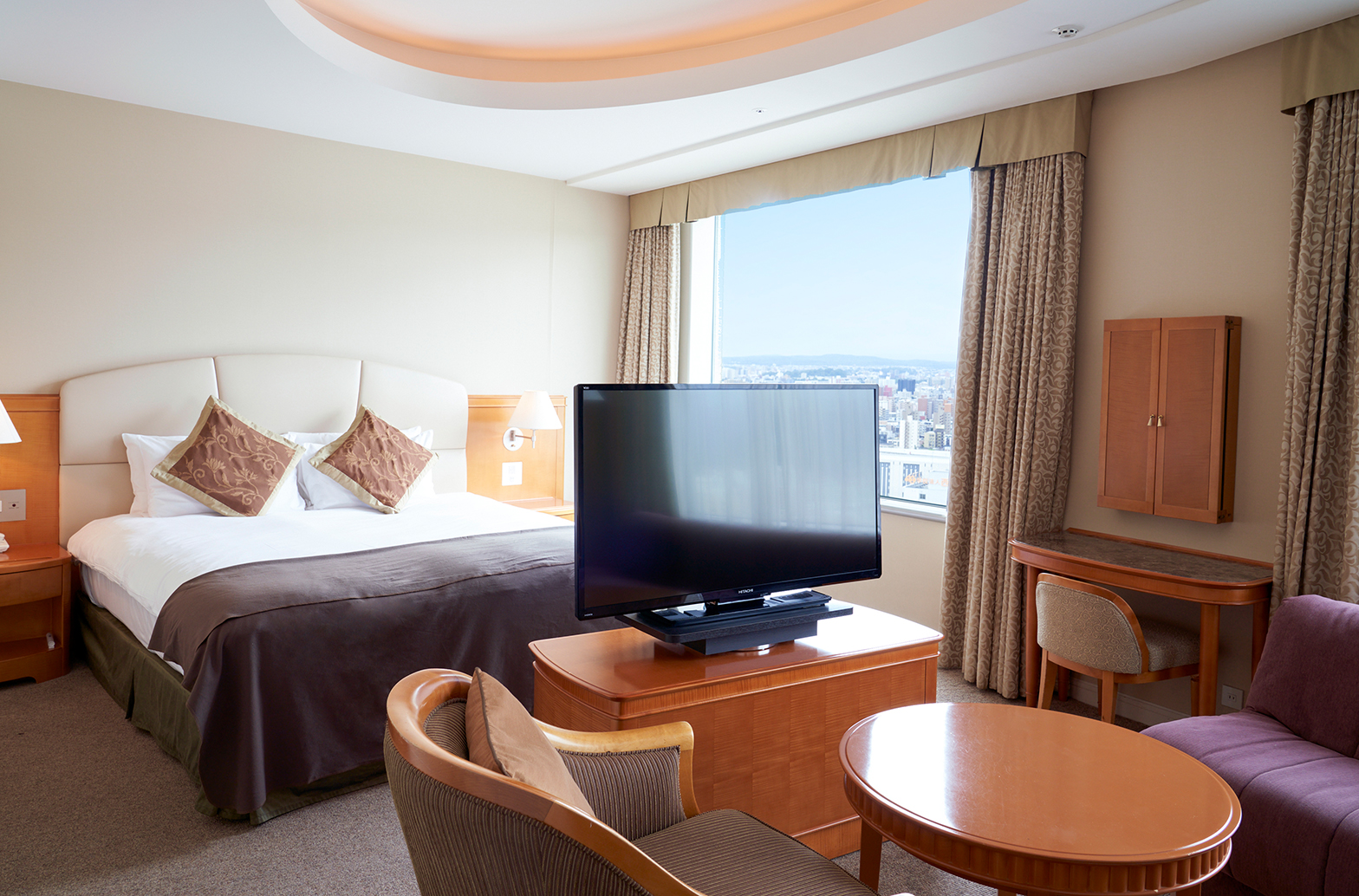 Deluxe Double Room (22F – 27F)