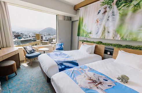 Ezo-no-Mori Family Room Stay: A Relaxing Journey with Flying Squirrels and Tree Squirrels