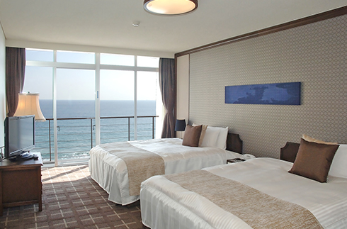 Captain Suite Room