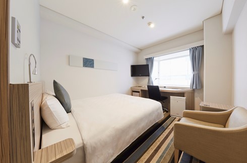 Small Double Room (4–8th, 10th, 12nd, 15th, 16th Floors)