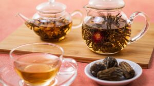 chinese-tea-2-cut-300x169