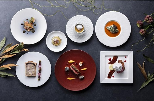 Accommodation plan with special autumn dinner