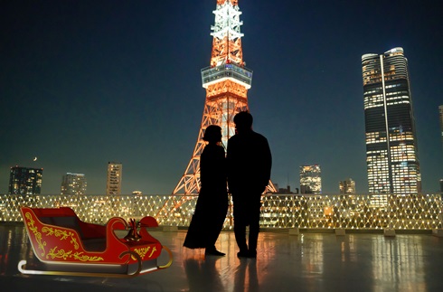 Christmas Rooftop Stay-with Champagne-