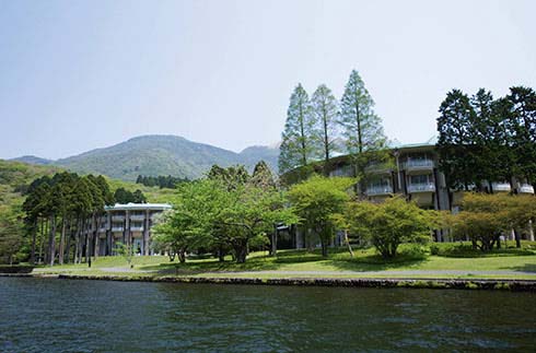 箱根芦之湖皇家王子大饭店